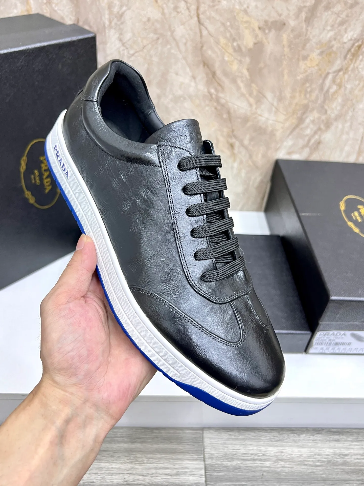 💰620 Prada classic men’s lace-up casual shoes｜Imported cowhide upper｜Layered stitching design on the upper Lightweight and breathable｜Soft and comfortable｜PRADA letters on the side｜Distinctive sporty style Showing the brand style｜Lightweight embossed rubber sole｜With cowhide foot pad lining｜Excellent foot feel Fashionable and elegant｜Size: 38-44 (customized at 45)